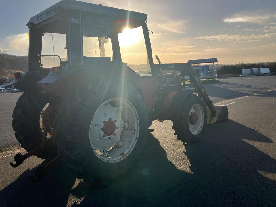 IHC 744 AS Allrad Frontlader Bastlerfahrzeug Sammlerstück Traktor - Tractor: foto 5 IHC 744 AS Allrad Frontlader Bastlerfahrzeug Sammlerstück Traktor - Tractor: foto 5