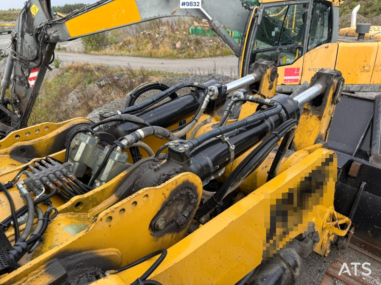 CAT 973D Track loader - Cargadora de cadenas: foto 3 CAT 973D Track loader - Cargadora de cadenas: foto 3