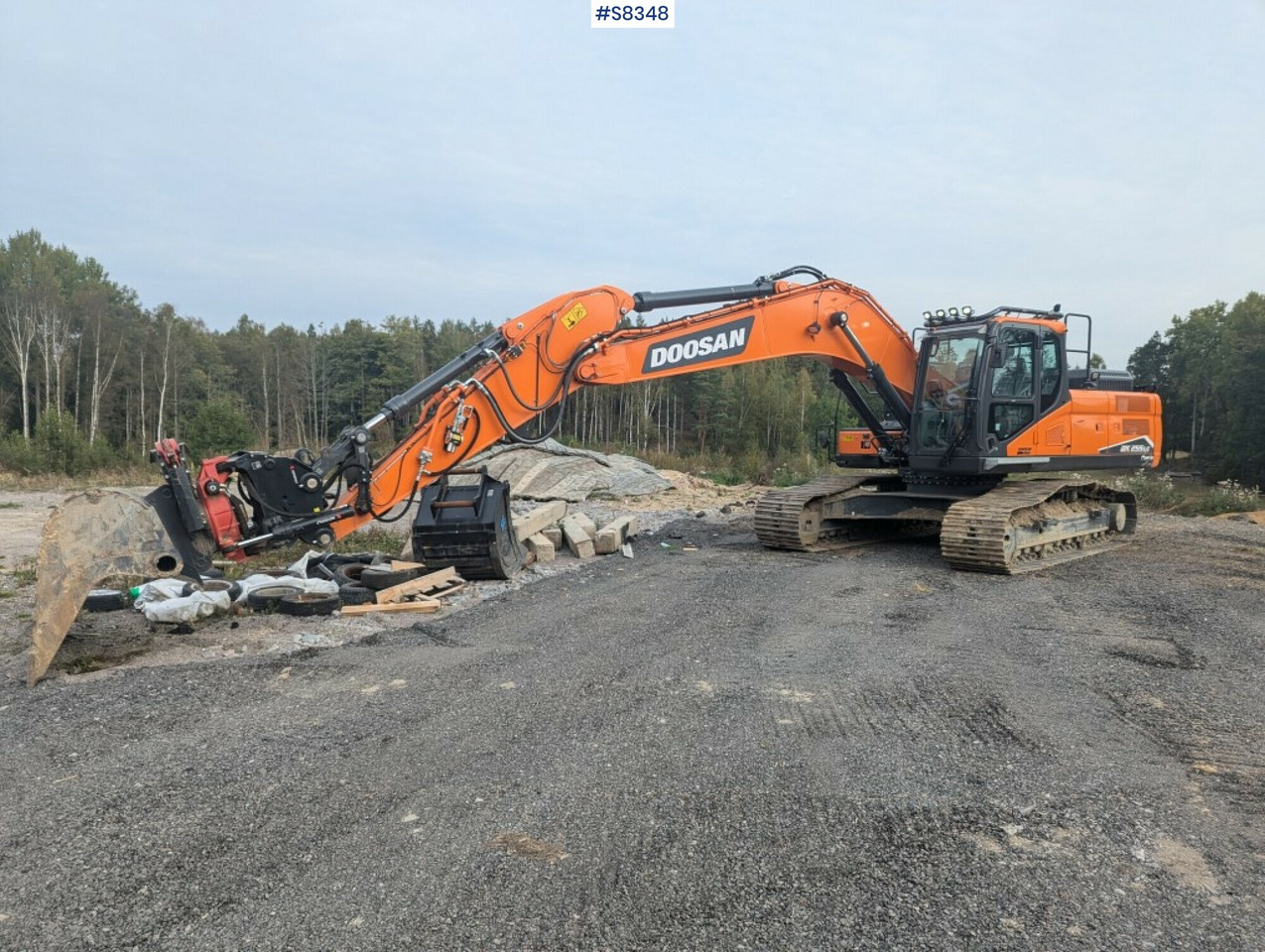 Doosan DX255LC Tiltrotator and buckets (SEE VIDEO) - Excavadora de cadenas: foto 1 Doosan DX255LC Tiltrotator and buckets (SEE VIDEO) - Excavadora de cadenas: foto 1