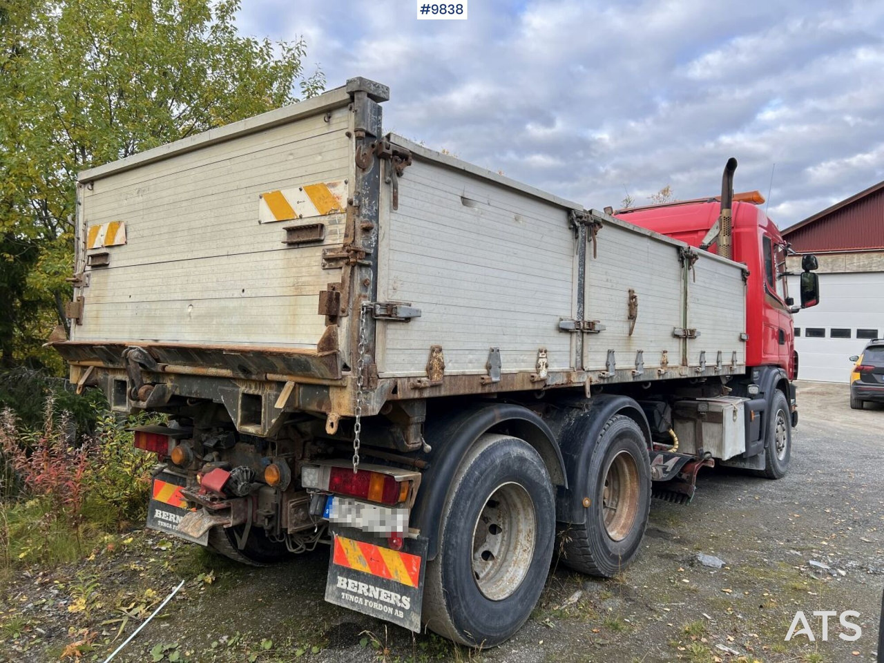 Dump Truck Scania R164 with plow equipment and underbite - Camión volquete: foto 4 Dump Truck Scania R164 with plow equipment and underbite - Camión volquete: foto 4