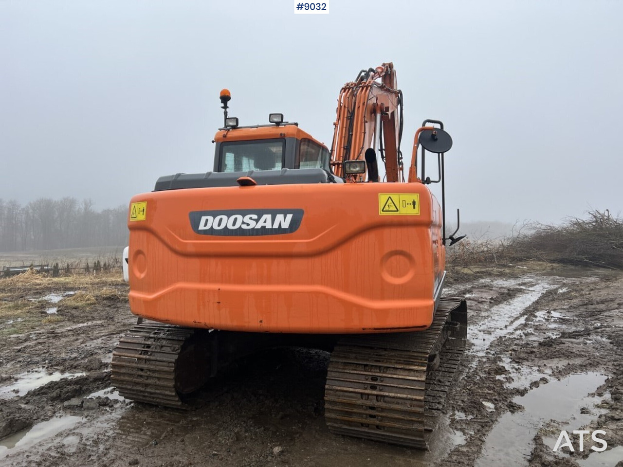 Excavator Doosan DX140LC (SEE VIDEO) - Excavadora: foto 4 Excavator Doosan DX140LC (SEE VIDEO) - Excavadora: foto 4