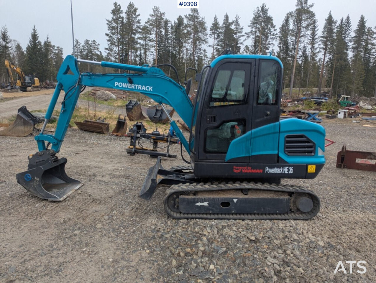 Excavator Powertrack HE 35 with buckets (see video) - Miniexcavadora: foto 2 Excavator Powertrack HE 35 with buckets (see video) - Miniexcavadora: foto 2
