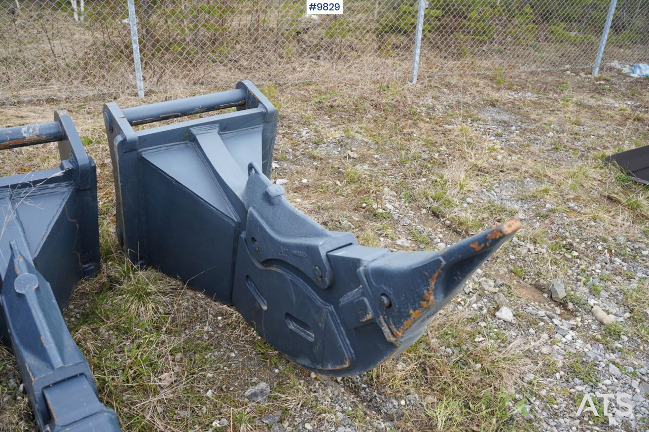 Hook S80 TOBA - Escarificador: foto 1 Hook S80 TOBA - Escarificador: foto 1