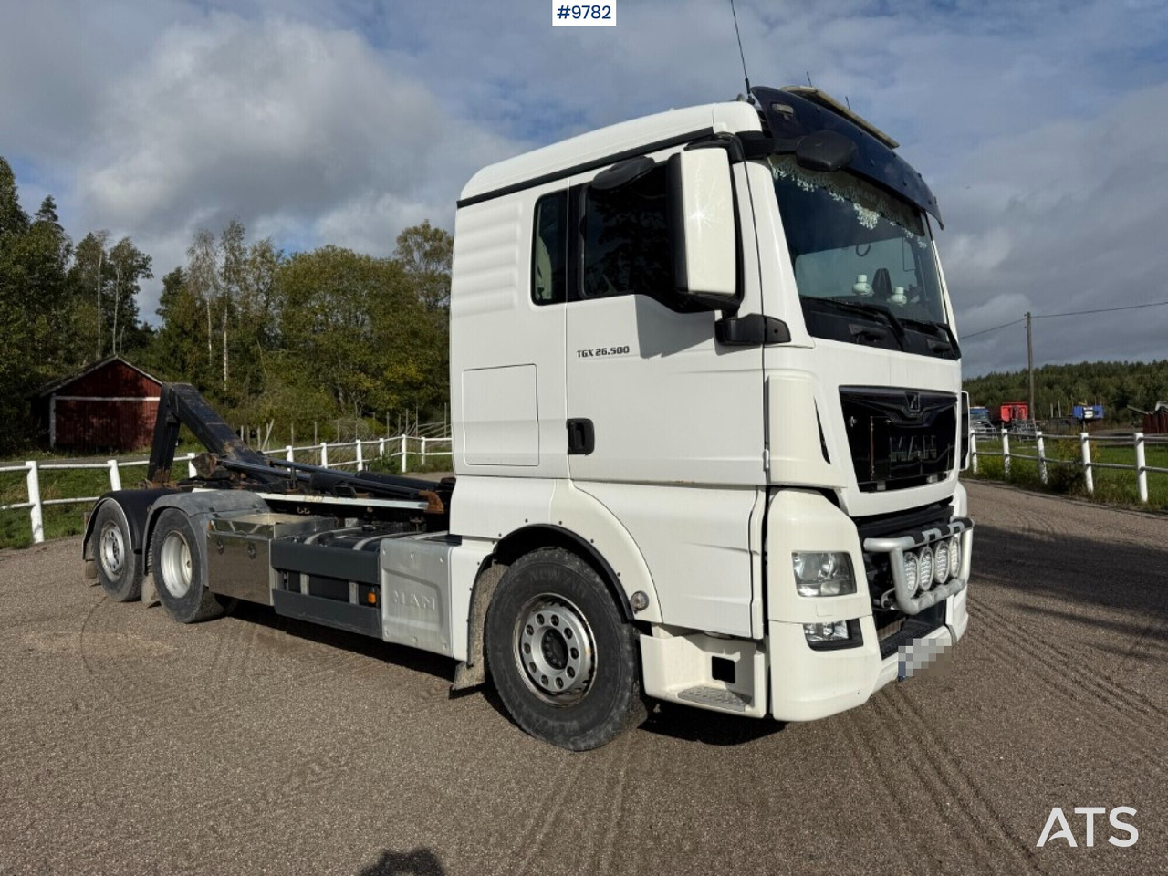 Hooklift Truck MAN TGX 26.500 6X2 - Camión multibasculante: foto 2 Hooklift Truck MAN TGX 26.500 6X2 - Camión multibasculante: foto 2