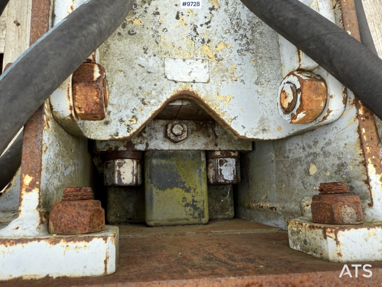 Hydraulic hammer Furukawa F9LN S45 - Martillo hidráulico: foto 5 Hydraulic hammer Furukawa F9LN S45 - Martillo hidráulico: foto 5