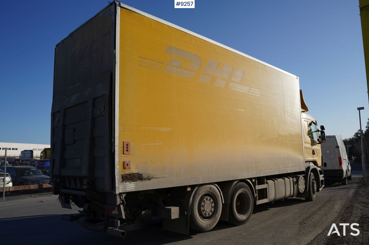 Scania R420 6x2 Box truck (SEE VIDEO) - Camión caja cerrada: foto 4 Scania R420 6x2 Box truck (SEE VIDEO) - Camión caja cerrada: foto 4