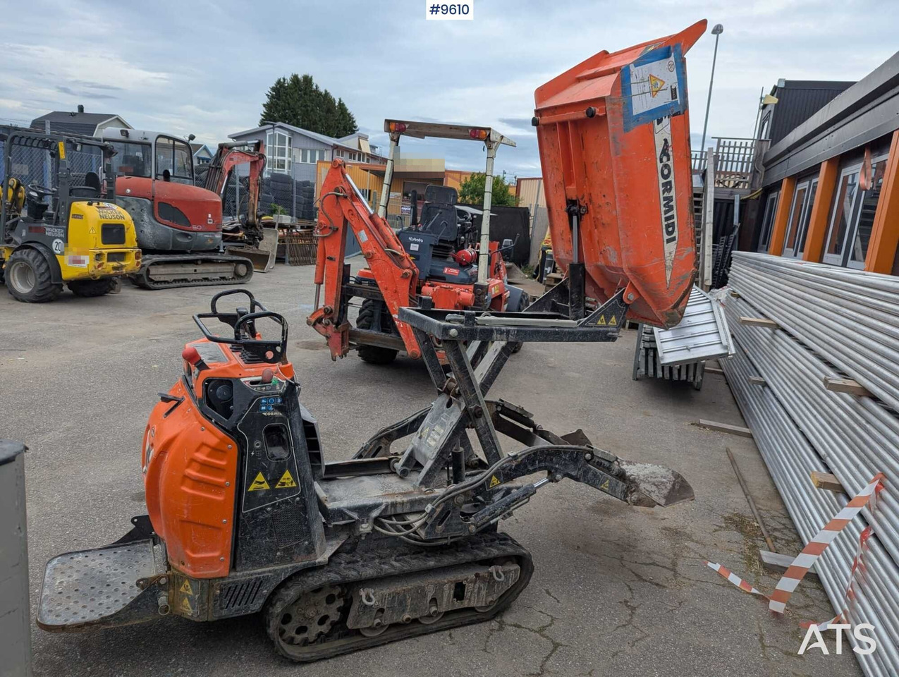 Self-loading and high-tipping dumper - Minidumper: foto 2 Self-loading and high-tipping dumper - Minidumper: foto 2