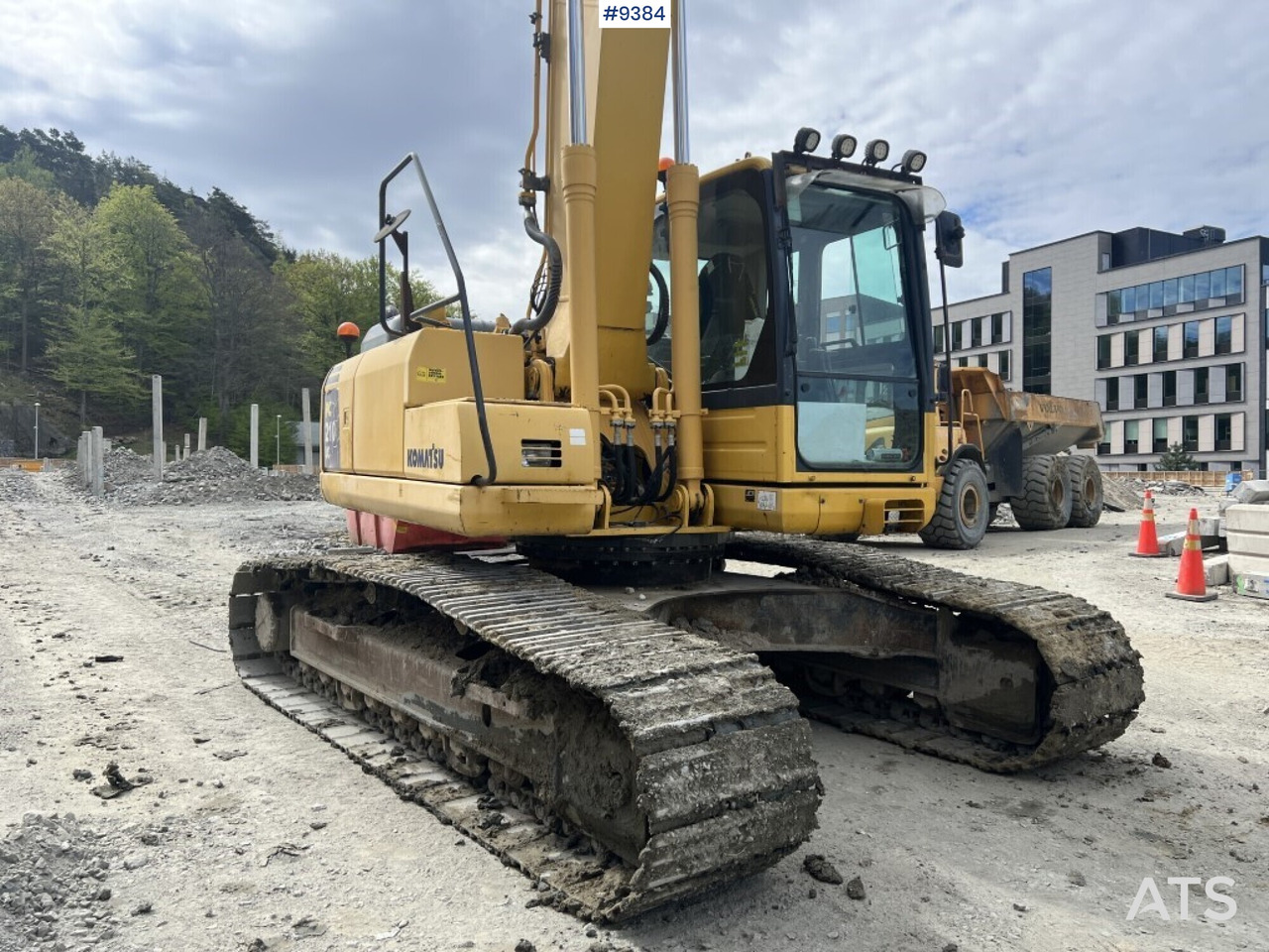 Tracked excavator Komatsu PC210LC (VIDEO) - Excavadora de cadenas: foto 2 Tracked excavator Komatsu PC210LC (VIDEO) - Excavadora de cadenas: foto 2