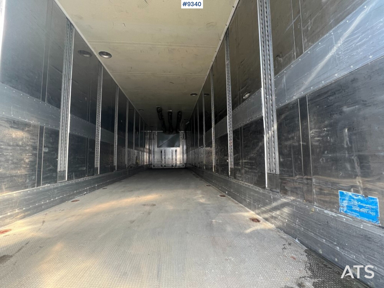 Trailer - SCHMITZ SKO 24 - Semirremolque caja cerrada: foto 5 Trailer - SCHMITZ SKO 24 - Semirremolque caja cerrada: foto 5