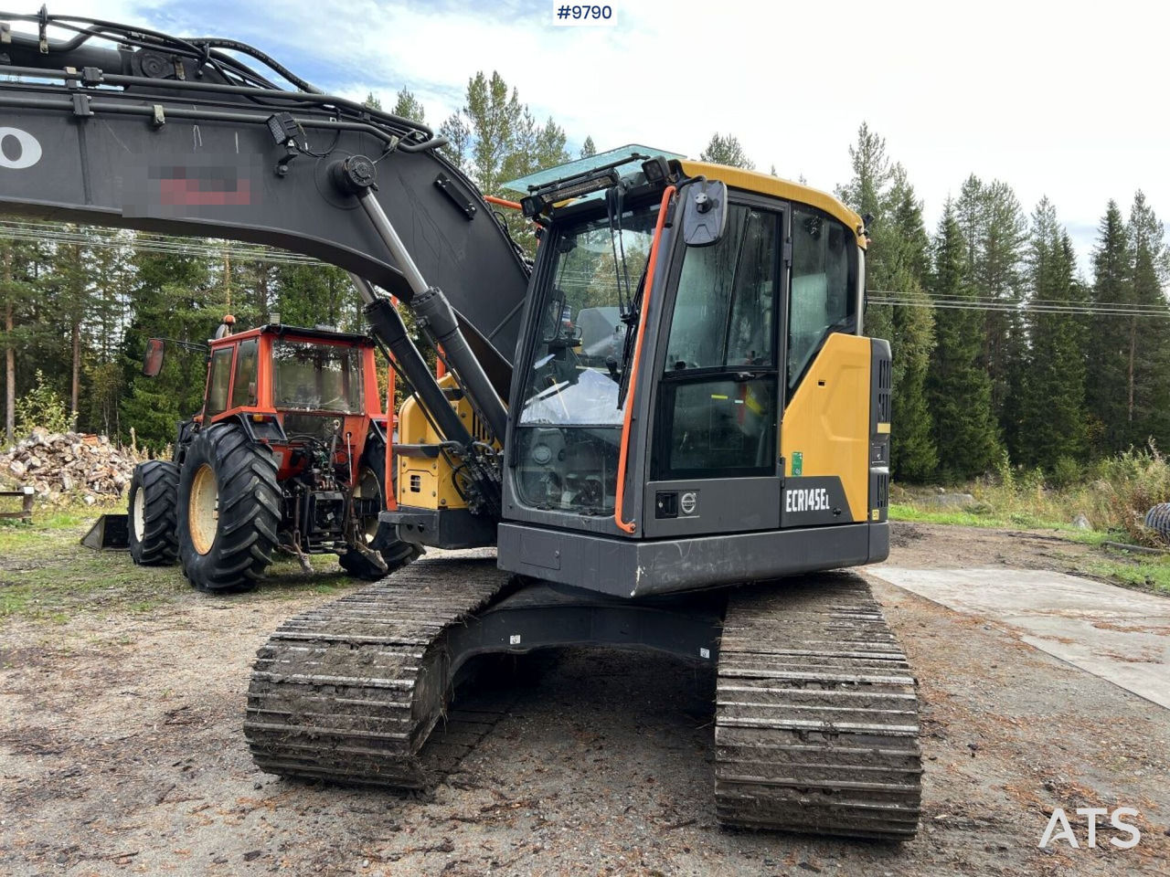 VOLVO ECR145 EL Excavator with attachments - Excavadora de cadenas: foto 2 VOLVO ECR145 EL Excavator with attachments - Excavadora de cadenas: foto 2