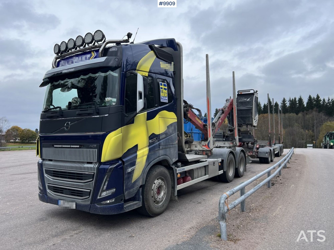 Volvo FH 64R Timber truck with crane and trailer - Camión forestal, Camión grúa: foto 1 Volvo FH 64R Timber truck with crane and trailer - Camión forestal, Camión grúa: foto 1