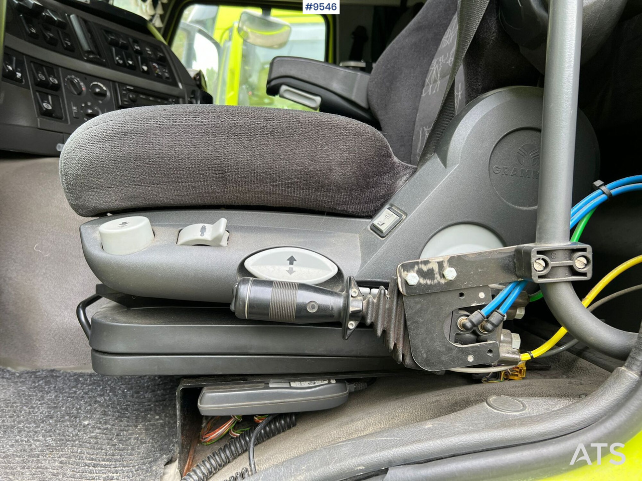 Camión multibasculante Volvo FM 8*4 Tridem Lastväxlare: foto 11