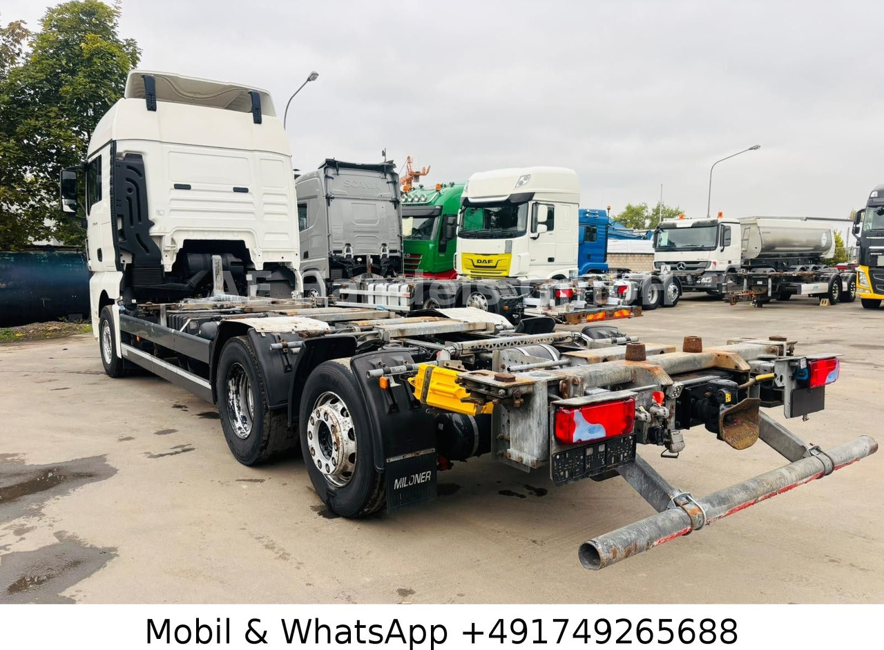 MAN TGX 26.440 BDF XLX LL 6x2 *Retarder/ACC/Lift/AHK - Camión portacontenedore/ Intercambiable: foto 5 MAN TGX 26.440 BDF XLX LL 6x2 *Retarder/ACC/Lift/AHK - Camión portacontenedore/ Intercambiable: foto 5