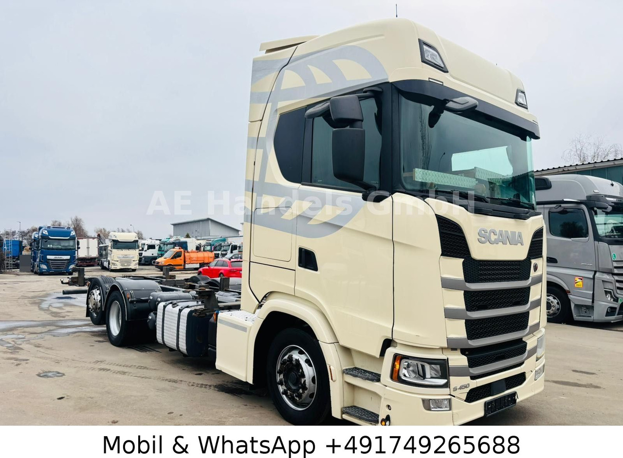 Scania S450 HighLine LL 6x2 BDF*Retarder/AHK/2xTank/ACC - Camión portacontenedore/ Intercambiable: foto 1 Scania S450 HighLine LL 6x2 BDF*Retarder/AHK/2xTank/ACC - Camión portacontenedore/ Intercambiable: foto 1