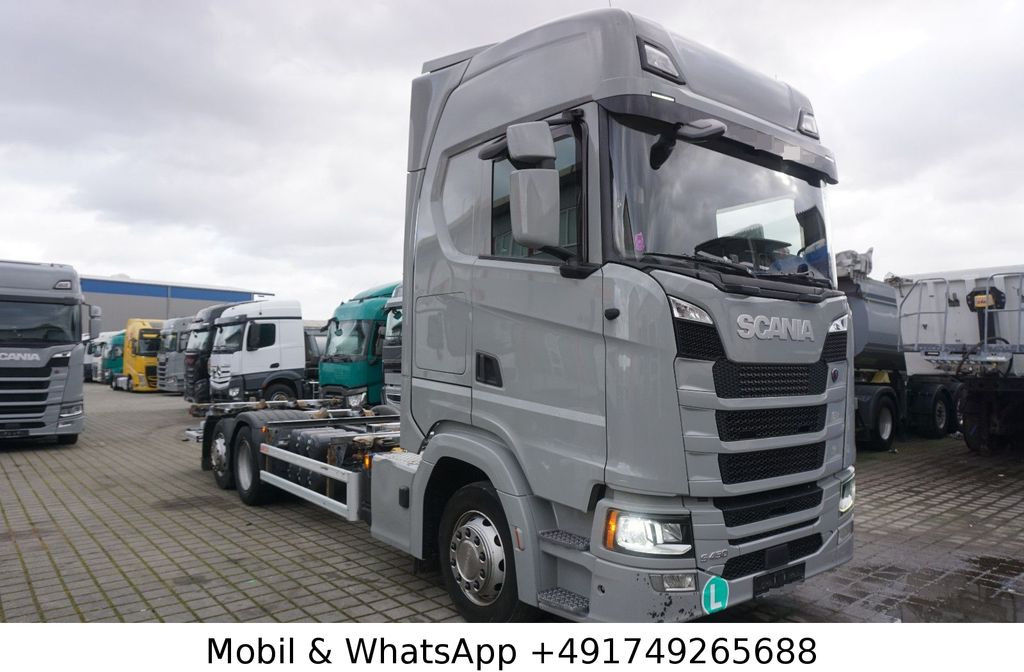 Scania S450 HighLine LL BDF *Retarder/Lenk+Lift/LBW/AHK - Camión chasis: foto 1 Scania S450 HighLine LL BDF *Retarder/Lenk+Lift/LBW/AHK - Camión chasis: foto 1