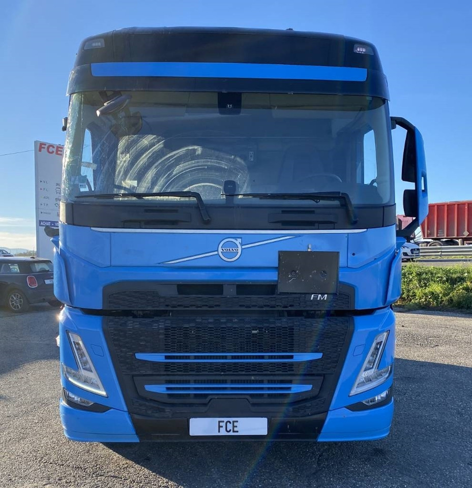 Volvo FM 460 / 1er Main endommagé - Cabeza tractora: foto 2 Volvo FM 460 / 1er Main endommagé - Cabeza tractora: foto 2