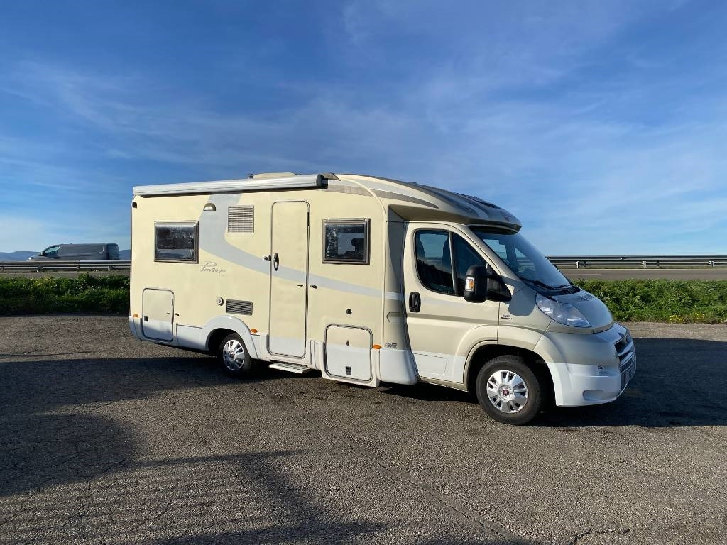 Fiat BURSTNER Privilège T615-DUCATO 130 M/Jet endommagé - Autocaravana perfilada: foto 3 Fiat BURSTNER Privilège T615-DUCATO 130 M/Jet endommagé - Autocaravana perfilada: foto 3