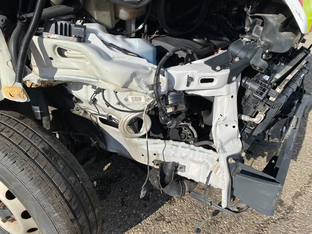 Ambulancia Fiat LES DAUPHINS/DUCATO TORINO 2.3M-Jet 160 endommagée: foto 9 Ambulancia Fiat LES DAUPHINS/DUCATO TORINO 2.3M-Jet 160 endommagée: foto 9