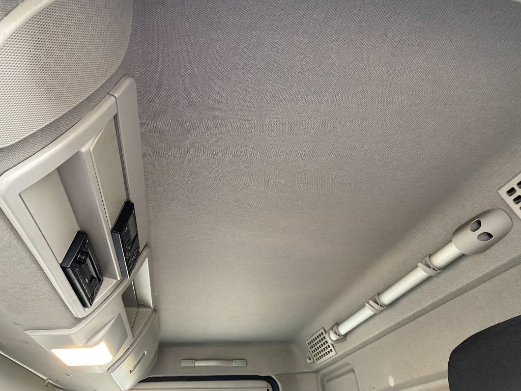 Camión caja cerrada Iveco EuroCargo 120/210 e6 Turbo Hors /Service: foto 30
