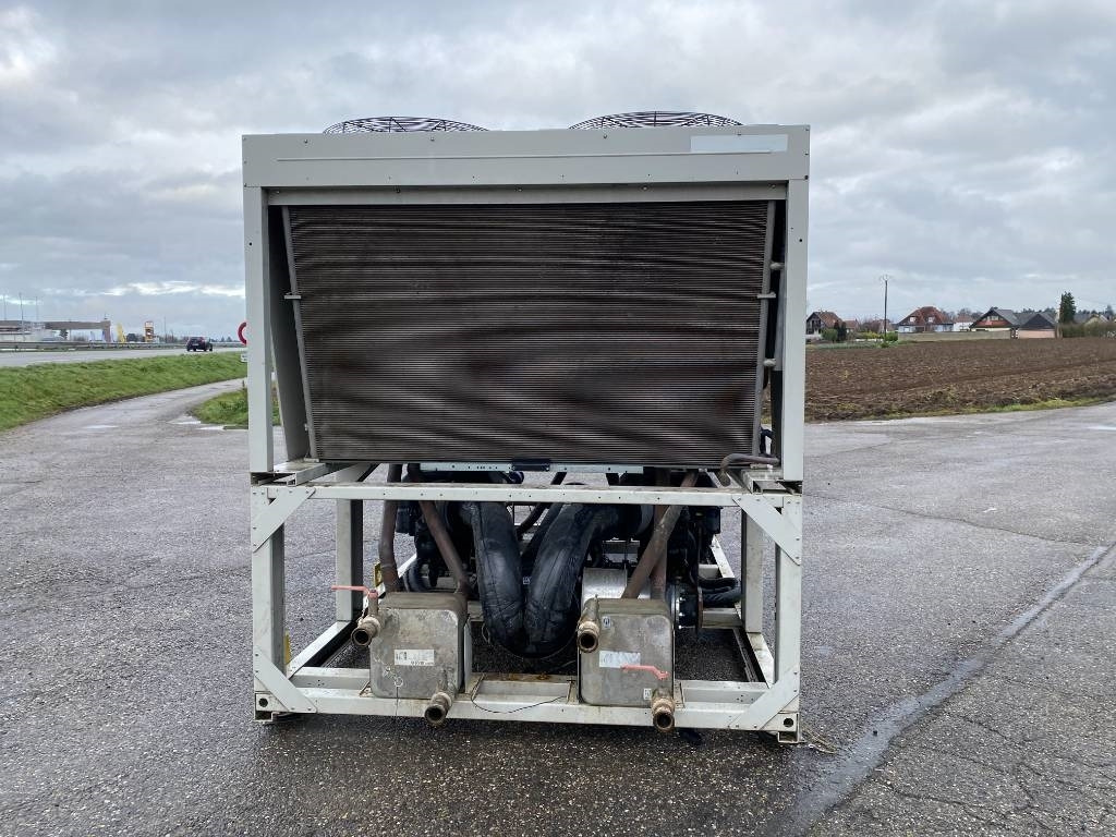 DAKIN Groupe de Climatisation EWAD450STZ-SL B2+OP0 - Maquinaria de construcción: foto 5 DAKIN Groupe de Climatisation EWAD450STZ-SL B2+OP0 - Maquinaria de construcción: foto 5