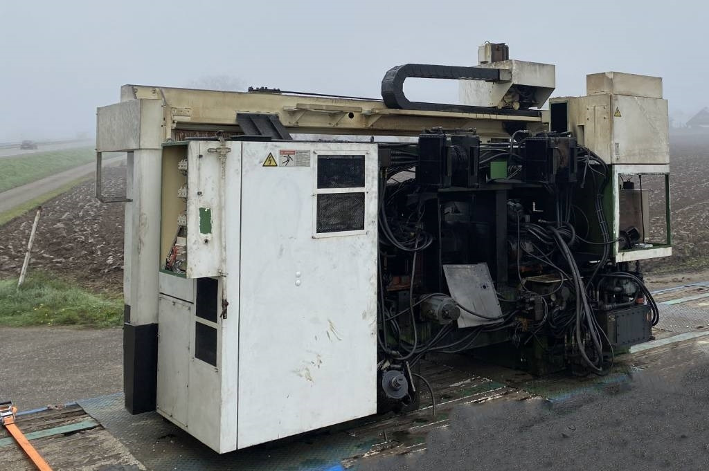 Mazak / Yamazaki FLEX-GL 200N-MLTPLX 630 1er Main - Torno de metal: foto 4 Mazak / Yamazaki FLEX-GL 200N-MLTPLX 630 1er Main - Torno de metal: foto 4