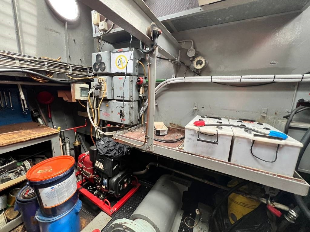 Otros maquinaria RUHRORTER SCHIFFSWERK BATEAU POUSSEUR RUHRORTER SC: foto 48