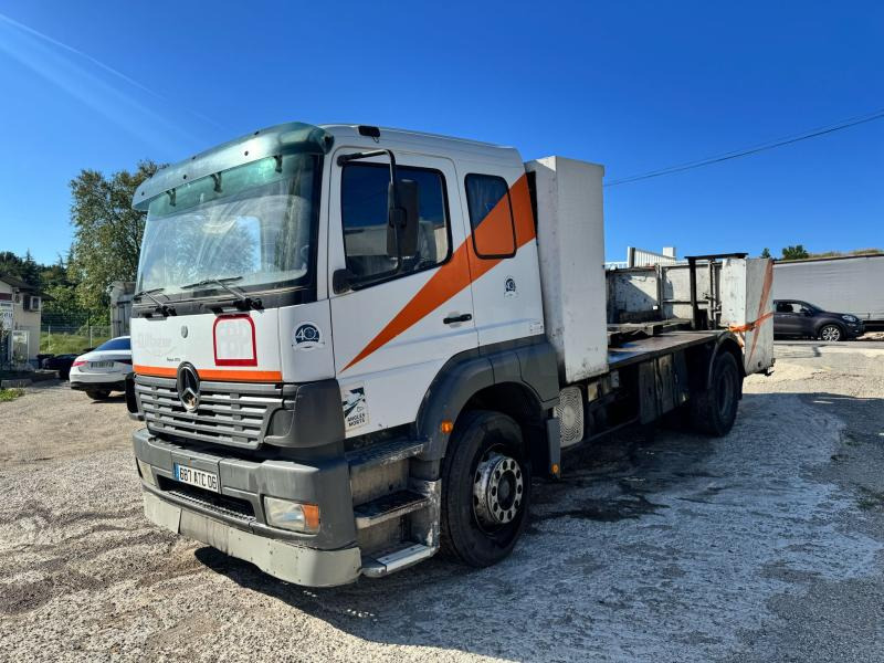 Mercedes Axor 1828 - Cabeza tractora: foto 3 Mercedes Axor 1828 - Cabeza tractora: foto 3