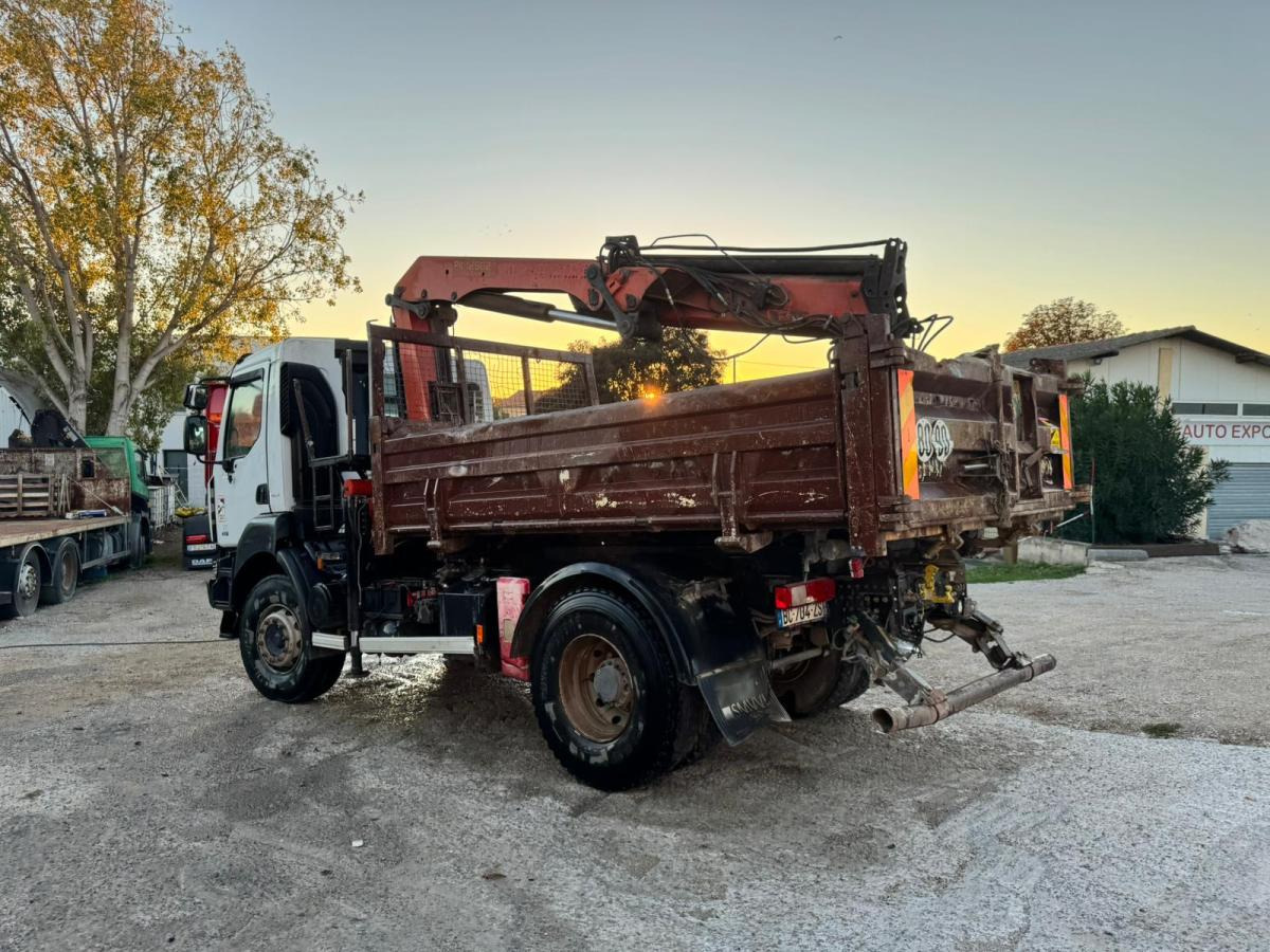 Renault Kerax 410 DXI - Camión volquete: foto 4 Renault Kerax 410 DXI - Camión volquete: foto 4