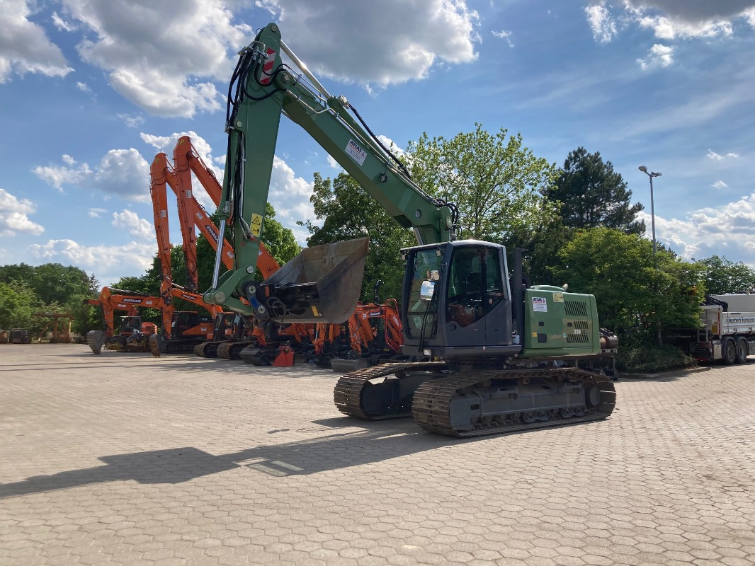 Atlas 225LC-BLUE - Excavadora de cadenas: foto 1 Atlas 225LC-BLUE - Excavadora de cadenas: foto 1