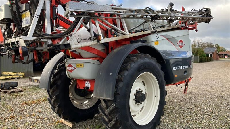 Kuhn OCEANIS 7700 L 30M  - Pulverizador arrastrado: foto 2 Kuhn OCEANIS 7700 L 30M  - Pulverizador arrastrado: foto 2