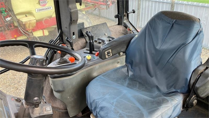 New Holland G 240 SS  - Tractor: foto 5 New Holland G 240 SS  - Tractor: foto 5