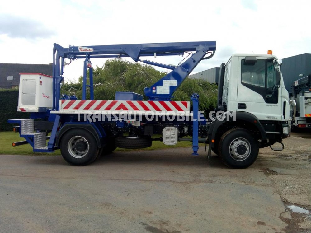 Iveco Eurocargo ML150E24W 5.9L Diesel NACELLE - 4x4 - Camión con plataforma elevadora: foto 5 Iveco Eurocargo ML150E24W 5.9L Diesel NACELLE - 4x4 - Camión con plataforma elevadora: foto 5