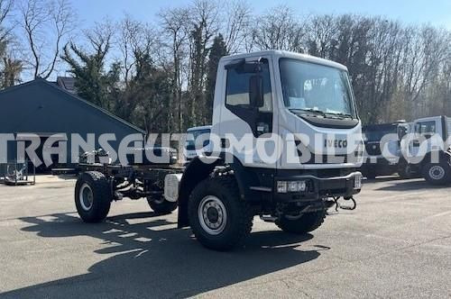 Iveco Eurocargo ML150E24WS 5.9L TURBO DIESEL 4x4 EURO3 CHASSIS CAB - EXPORT OUT EU - Camión chasis: foto 4 Iveco Eurocargo ML150E24WS 5.9L TURBO DIESEL 4x4 EURO3 CHASSIS CAB - EXPORT OUT EU - Camión chasis: foto 4