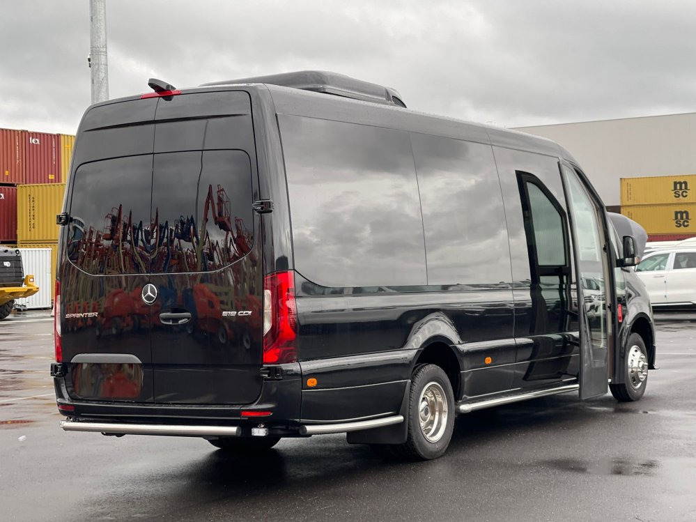 Mercedes Sprinter 519 CDI 2.2L Diesel Automatic VIP - Minibús, Furgoneta de pasajeros: foto 4 Mercedes Sprinter 519 CDI 2.2L Diesel Automatic VIP - Minibús, Furgoneta de pasajeros: foto 4