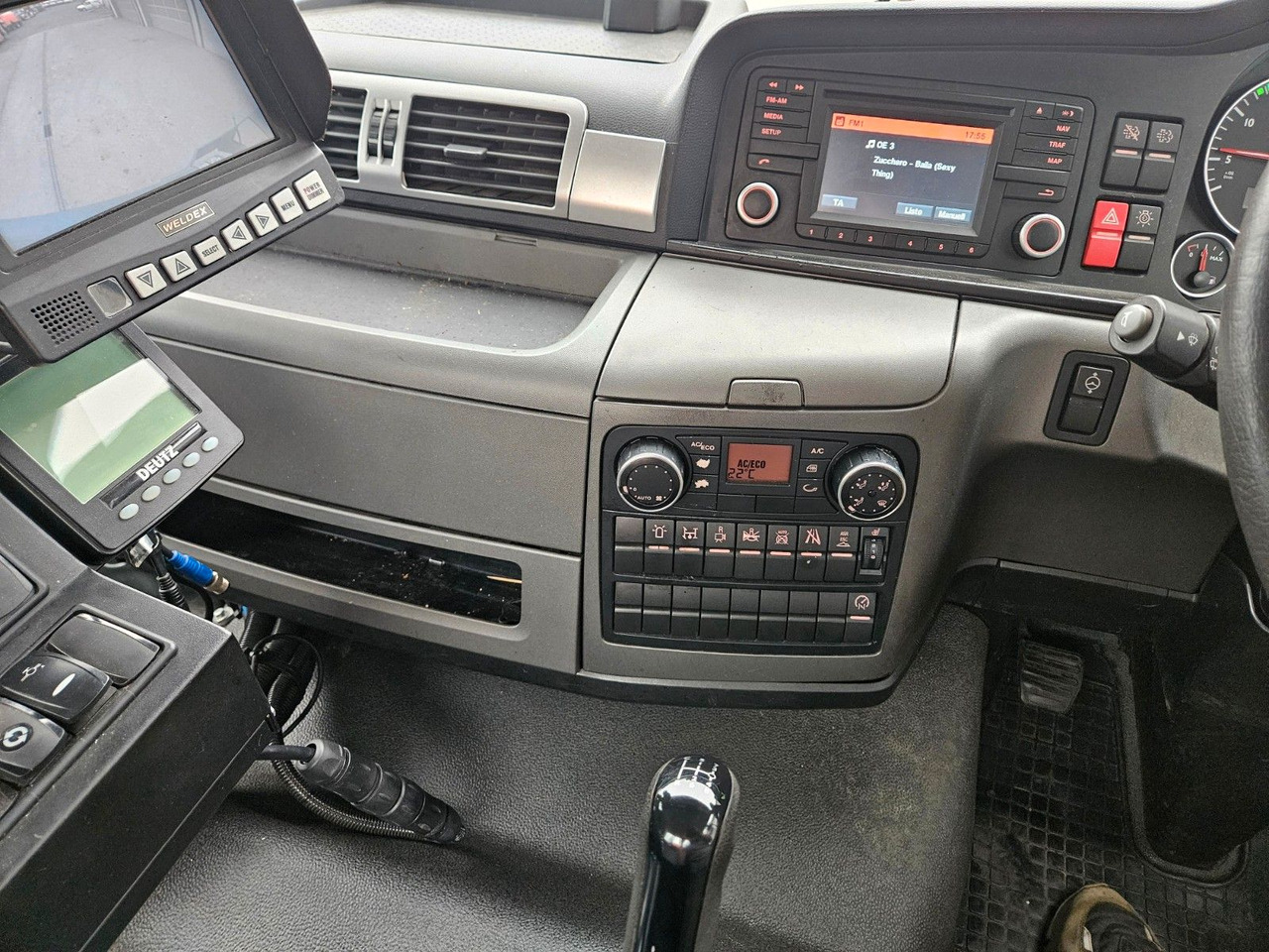 Barredora vial MAN TGM 18.250 Euro6 BROCK SL200 L+R  Aufbaumotor: foto 10