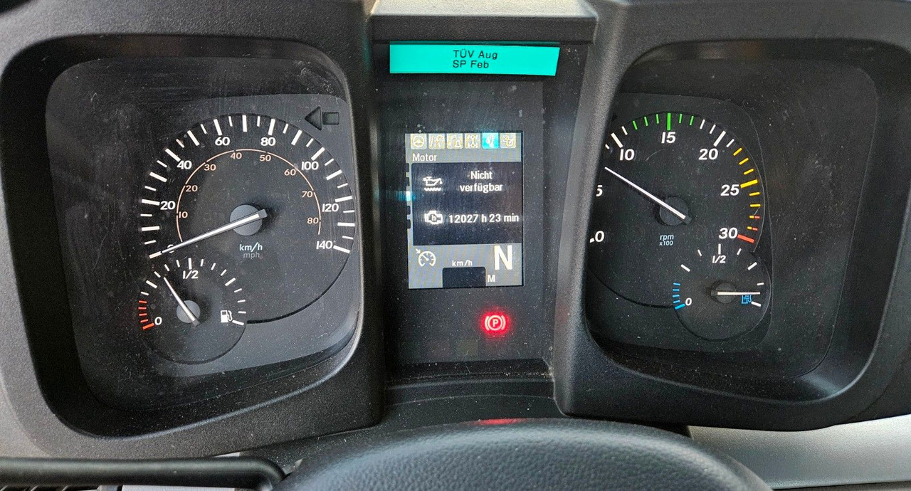 Camión volquete Unimog U427 UGE Euro6 VarioPilot Hydrostat: foto 13 Camión volquete Unimog U427 UGE Euro6 VarioPilot Hydrostat: foto 13