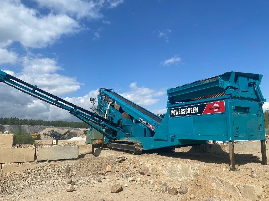 Cribadora PowerScreen Chieftain 2100: foto 13 Cribadora PowerScreen Chieftain 2100: foto 13