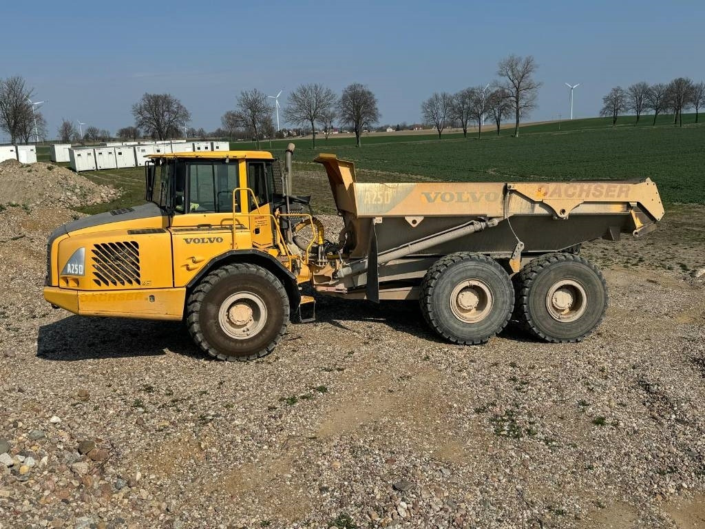 Dúmper articulado Volvo A 25 D: foto 14
