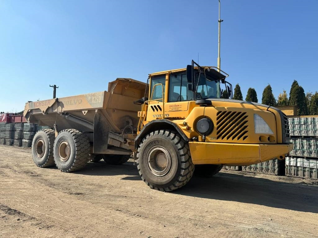 Dúmper articulado Volvo A 25 D: foto 11