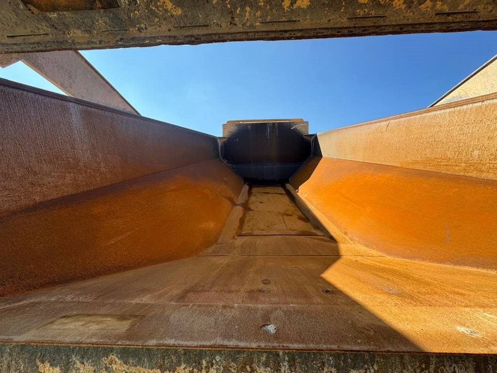 Dúmper articulado Volvo A 25 D: foto 9