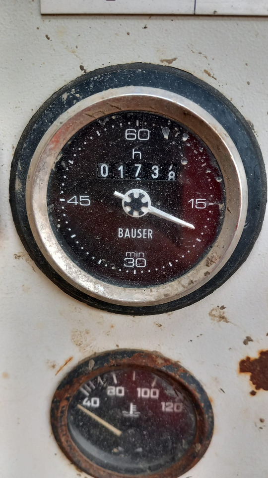 PUTZMEISTER 1407 - Bomba de hormigon estacionaria: foto 2 PUTZMEISTER 1407 - Bomba de hormigon estacionaria: foto 2