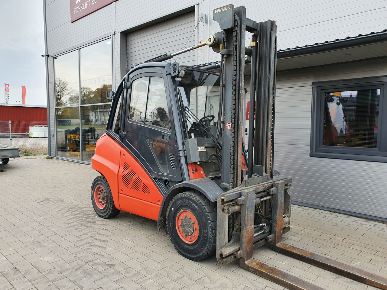 LINDE H50D-02/600 - Carretilla elevadora diésel: foto 4 LINDE H50D-02/600 - Carretilla elevadora diésel: foto 4