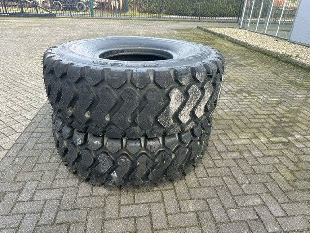 Michelin 20.5-25 Banden 2 stuks - Neumático: foto 1 Michelin 20.5-25 Banden 2 stuks - Neumático: foto 1