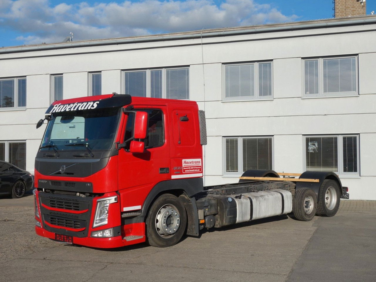 Volvo FM 460 6x2 Fahrgestell für Autotransporter - Camión chasis: foto 1 Volvo FM 460 6x2 Fahrgestell für Autotransporter - Camión chasis: foto 1