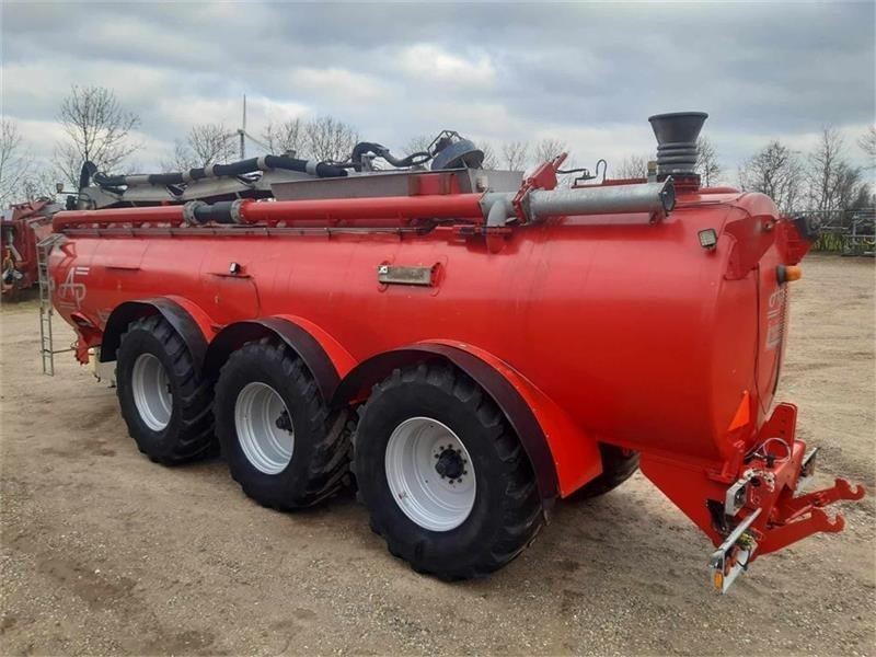 AP GV 35 - Cuba de purín: foto 3 AP GV 35 - Cuba de purín: foto 3