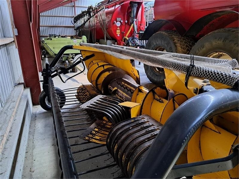 Maquinaria de henificación New Holland 355 W Græspick-up: foto 6