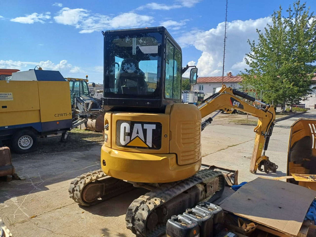 CAT 303ECR - Excavadora de cadenas: foto 3 CAT 303ECR - Excavadora de cadenas: foto 3