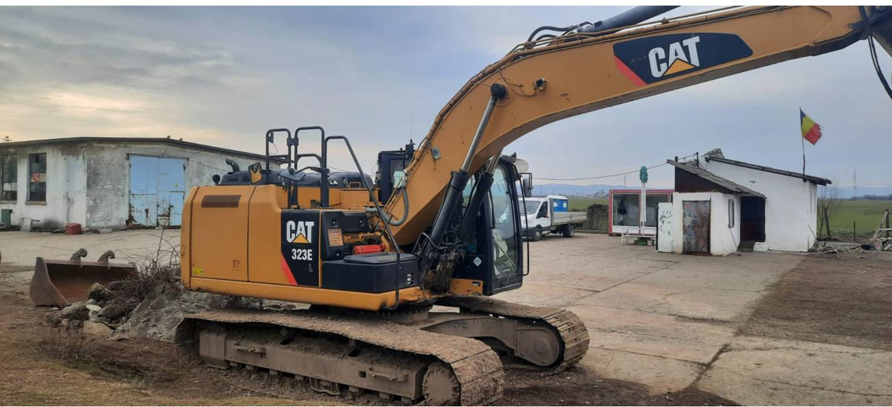 CAT 323EL - Excavadora de cadenas: foto 2 CAT 323EL - Excavadora de cadenas: foto 2