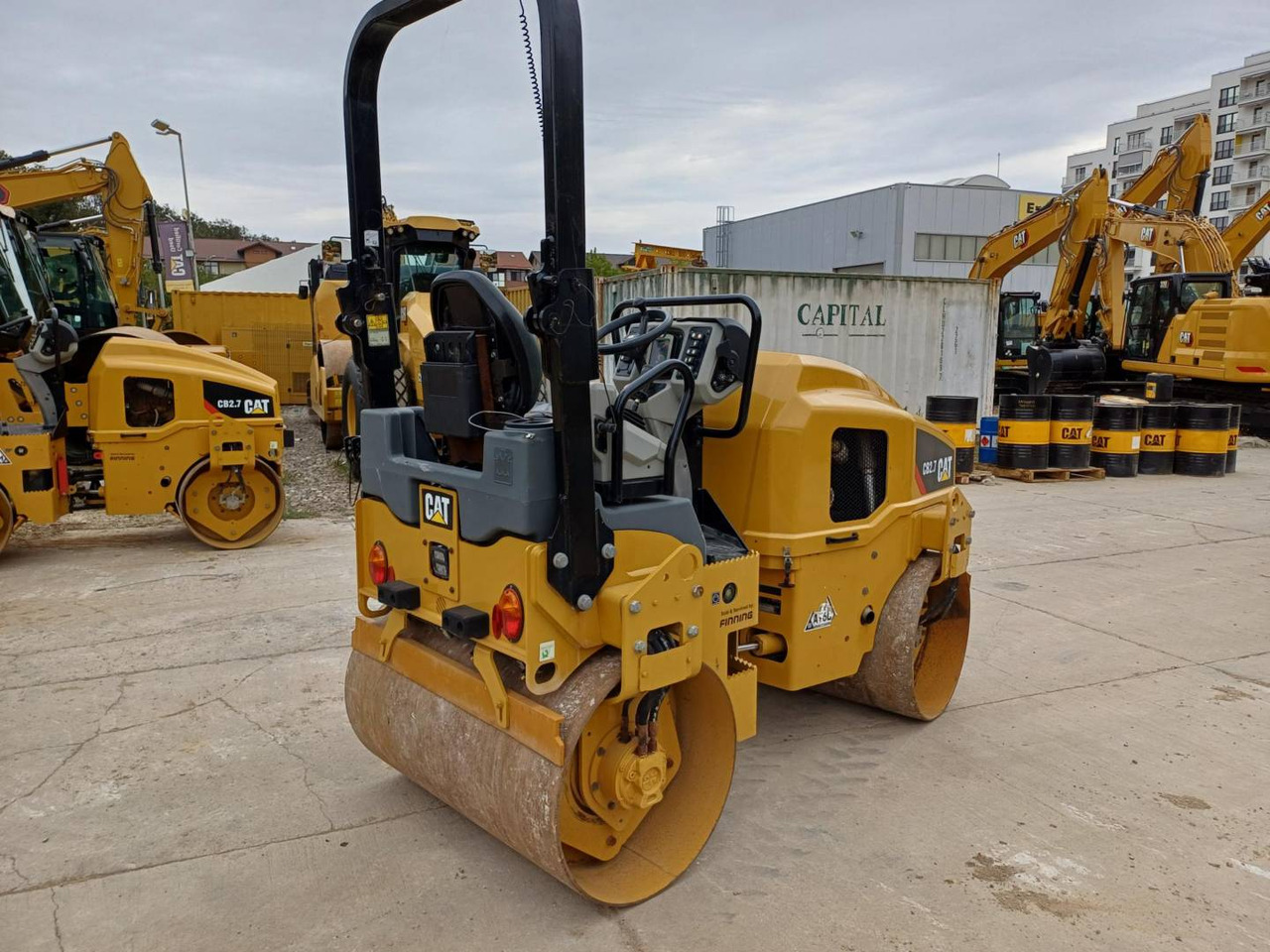 CAT CB2.7LRC - Apisonadora de asfalto: foto 3 CAT CB2.7LRC - Apisonadora de asfalto: foto 3