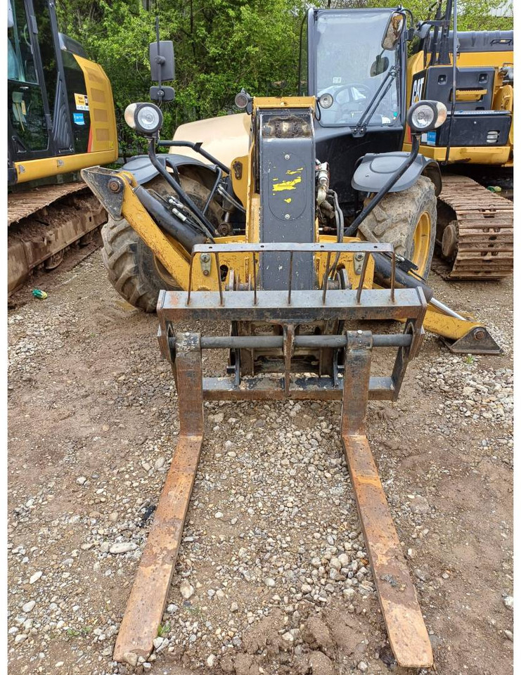 Manipulador telescópico CAT TH414C: foto 7